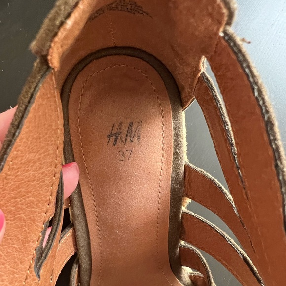 H&M tie-up high heels, wedges - Picture 6 of 9